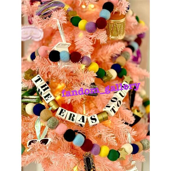 Taylor Swift The Eras Tour Garland - Picture 1 of 4